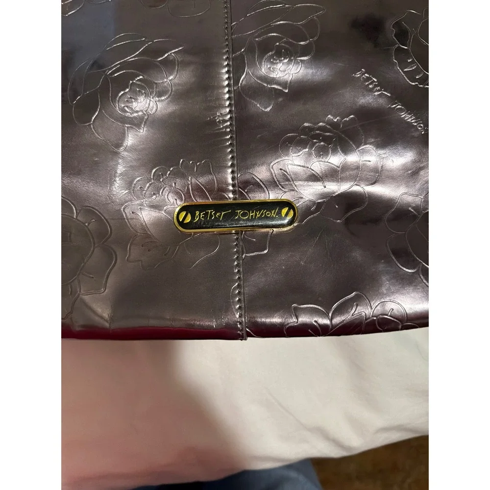 Betsey Johnson betsey johnson